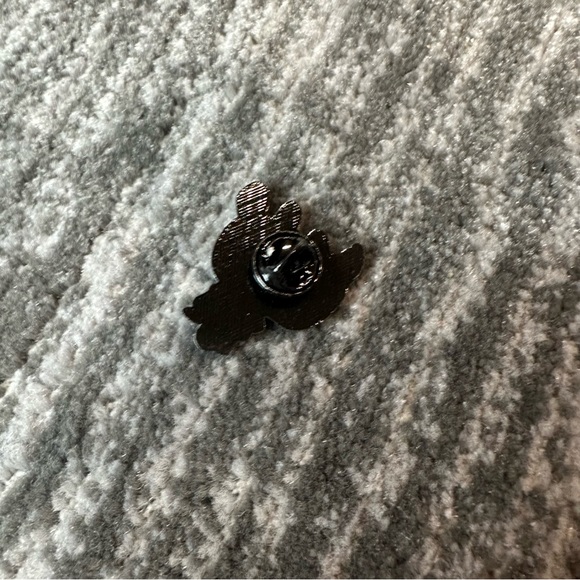 Animal Crossing Pin New Horizons Merengue Enamel
Strawberry Rhino Bag Pin Cute - Picture 6 of 7